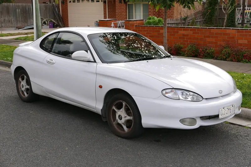 Hyundai Coupe First generation (1996–2001)