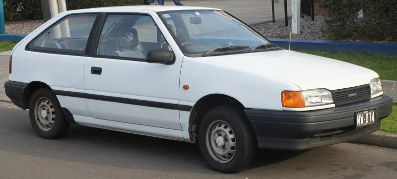 Hyundai Excel Second generation (X2) (1989–1994)
