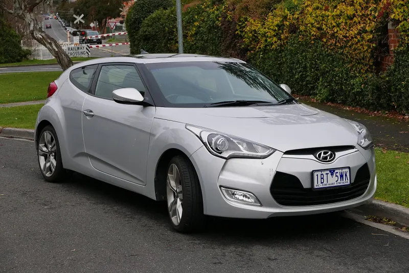 Hyundai Veloster First generation (2011–2018)