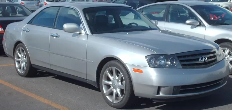 Infiniti M35 Infiniti M (2002–2004)