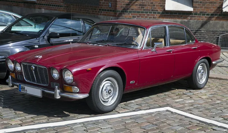 Jaguar XJ XJ Series I (1968–1973)
