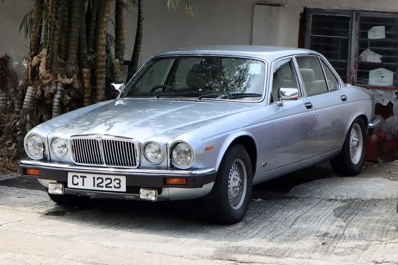 Jaguar XJ XJ Series III (1979–1992)