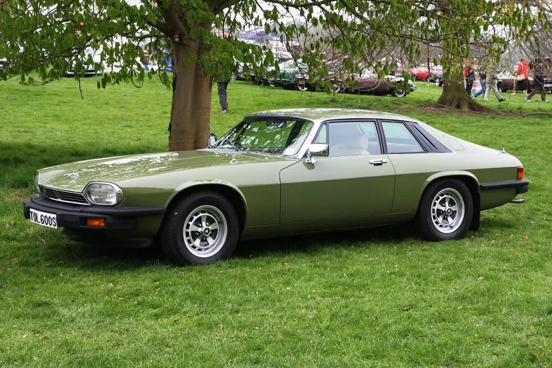 Jaguar XJSC XJ-S (Pre H.E.) (1975–1981)