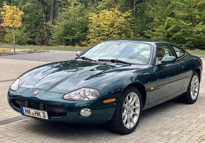 Jaguar XK8