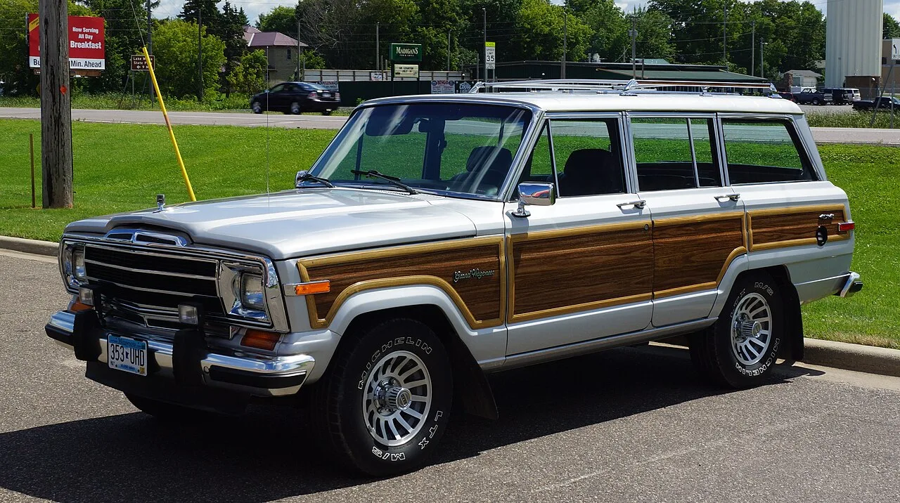 Jeep Wagoneer — Jeep Wagoneer (1962–1993)