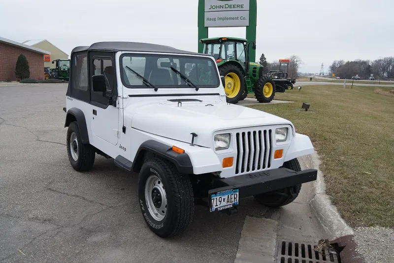 Jeep Wrangler YJ (1986–1995)