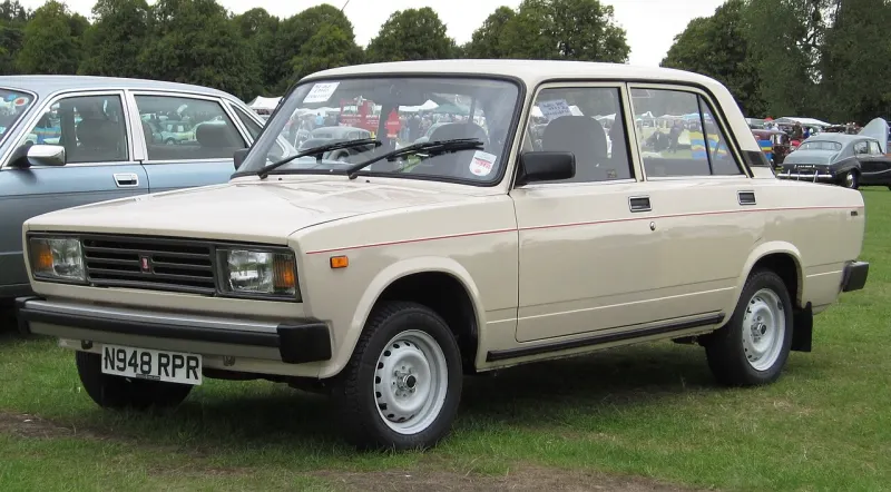 Lada 2107 Lada Riva (1980–2010)