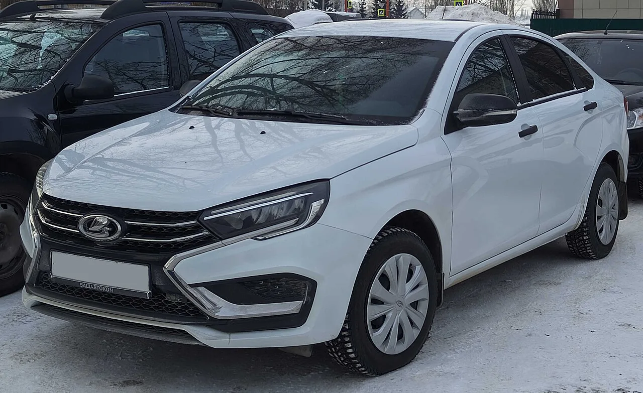 Lada Vesta — Lada Vesta (2015 óta)