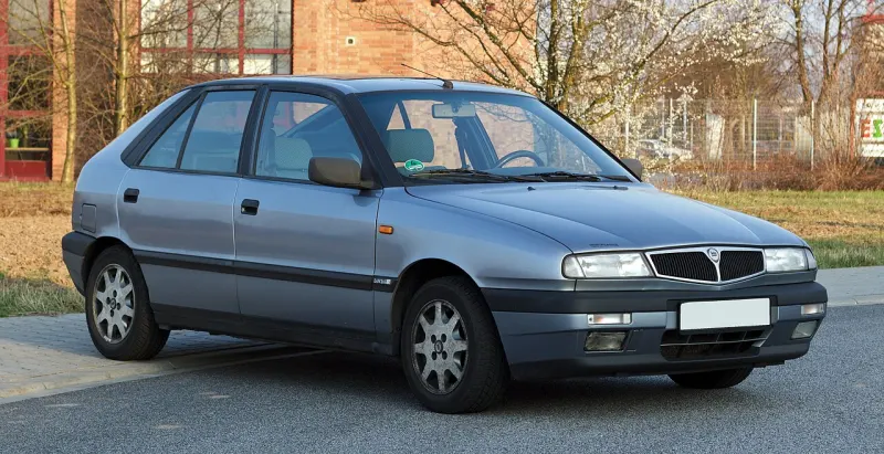 Lancia Delta Second generation (1993–1999)