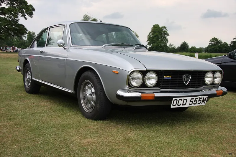 Lancia Flavia 2000 (1971–1975)
