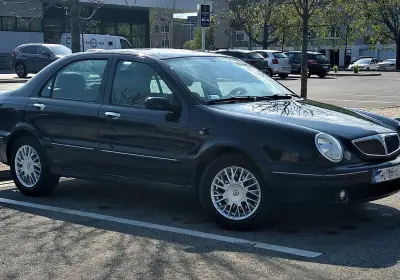 Lancia Lybra