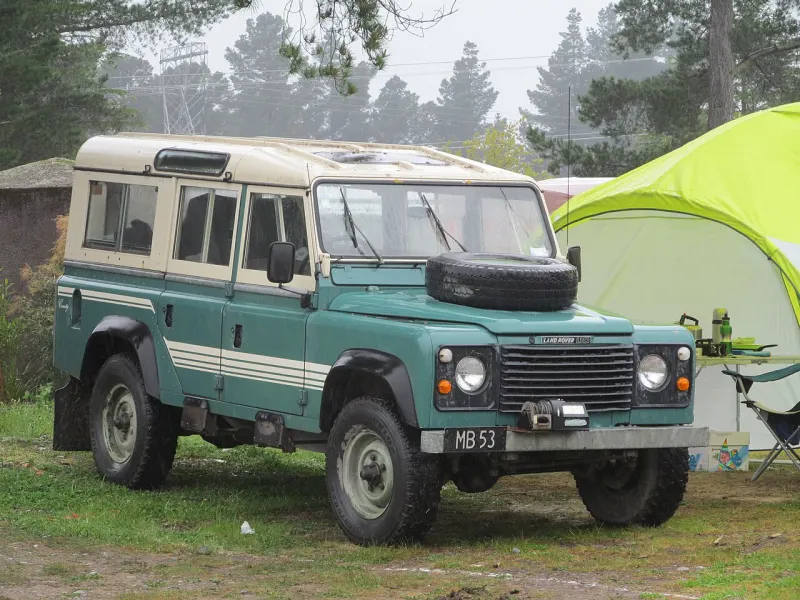 Land Rover Defender Ninety, One Ten and One Two Seven (1983–1990)
