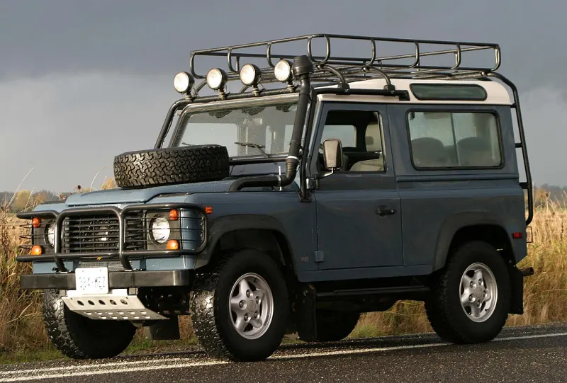 Land Rover Defender Land Rover Defender (1990–2016)