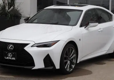 Lexus IS 200