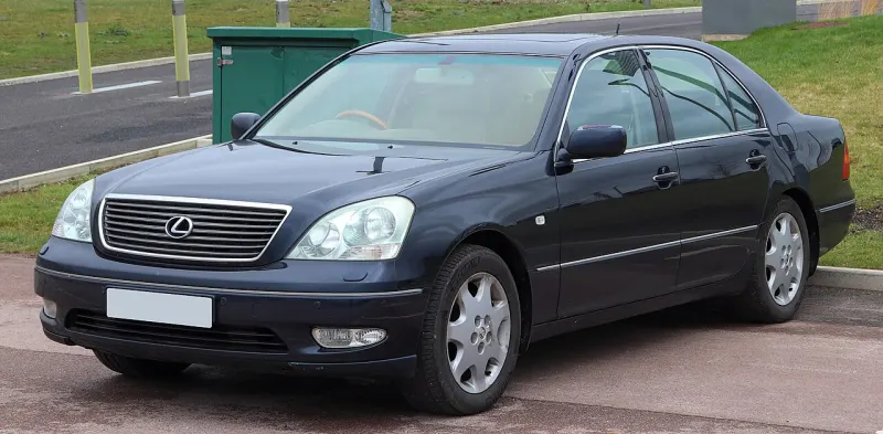 Lexus LS 600 Third generation (2000–2006)