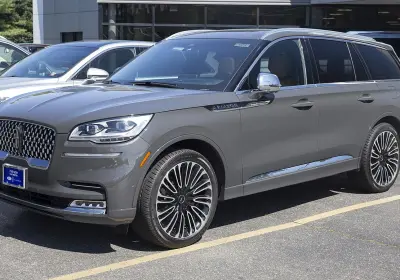 Lincoln Aviator