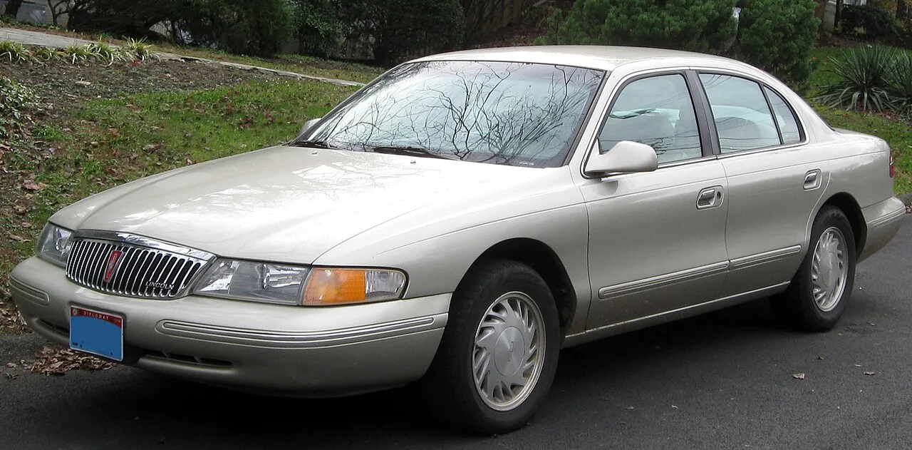 Lincoln Continental — Ninth generation (1994–2002)