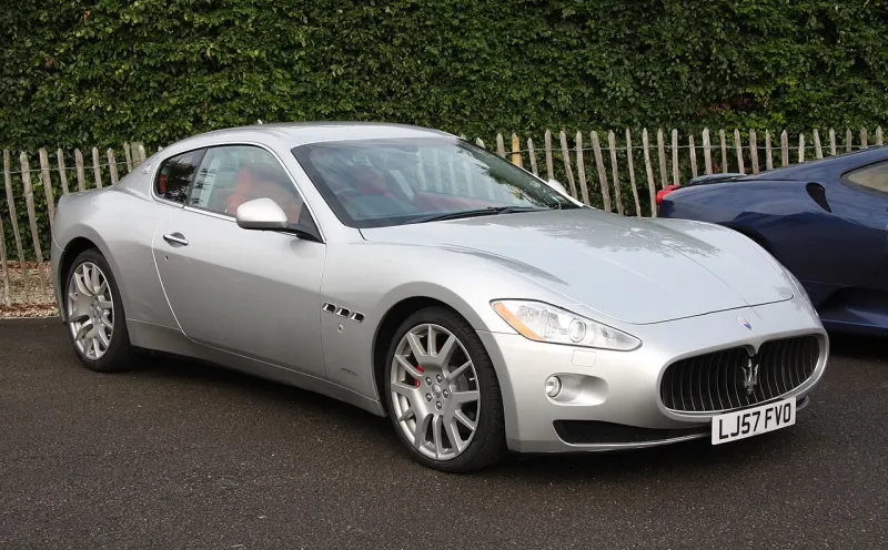 Maserati GranCabrio First generation (M145) (2007–2019)