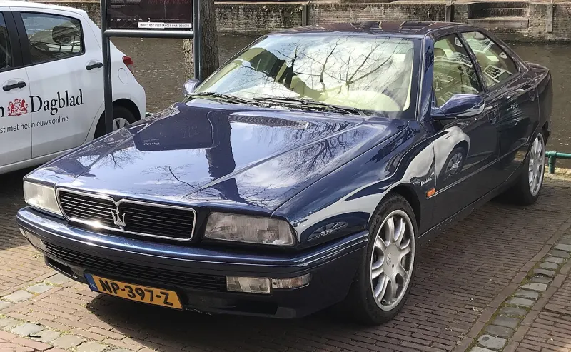 Maserati Quattroporte Fourth generation (1994–2001)