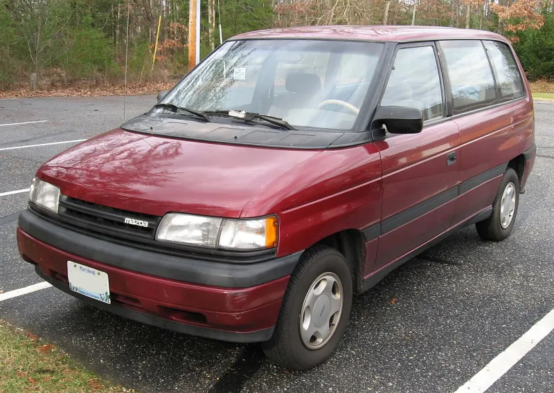 Mazda MPV First generation (1988–1999)