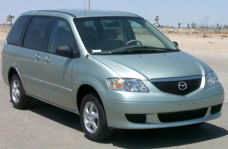 Mazda MPV Second generation (1999–2006)