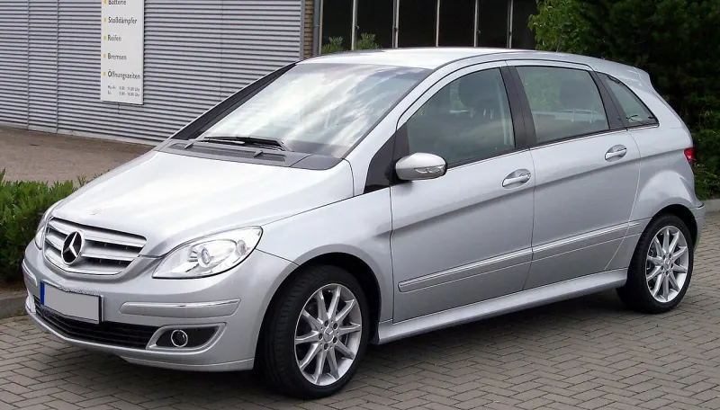 Mercedes-Benz B 200 First generation (2005–2011)