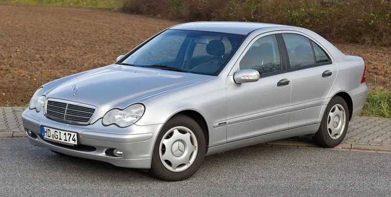 Mercedes-Benz CLC 220 Mercedes-Benz C-Class (W203) (1999–2007)