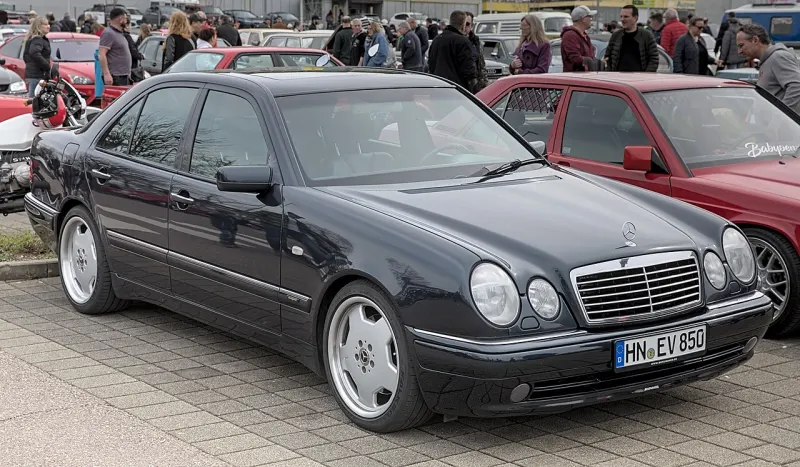 Mercedes-Benz E 200 W210 (1994–2003)