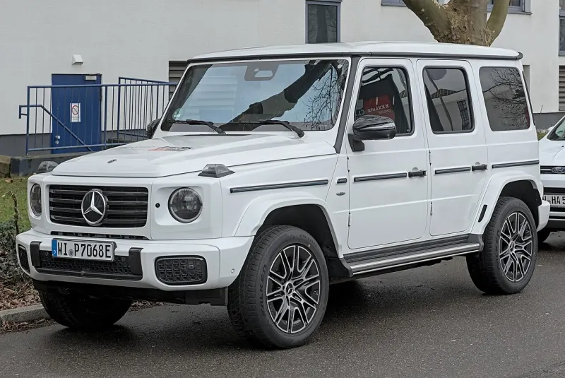 Mercedes-Benz G 400 W465 (2024 óta)