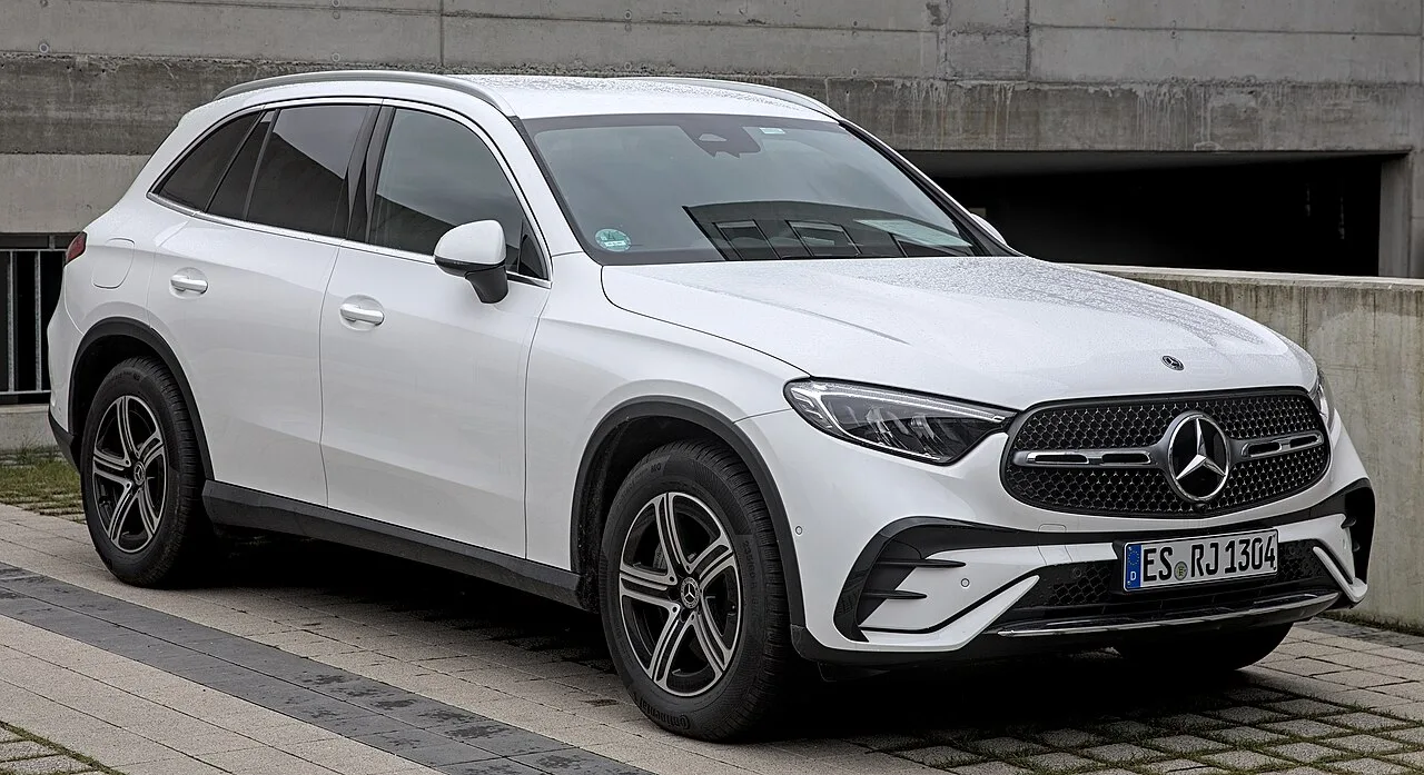 Mercedes-Benz GLC 300 (2015 óta)