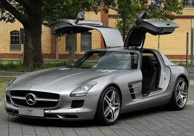 Mercedes-Benz SLS AMG