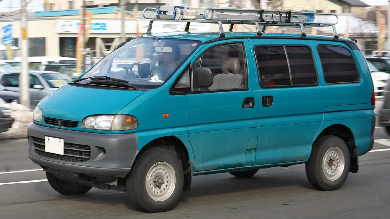 Mitsubishi L400 Fourth generation (1994–2007)