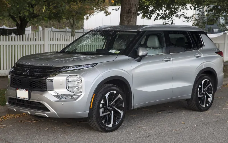Mitsubishi Outlander Fourth generation (2021 óta)