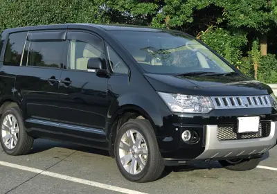 Mitsubishi Space Gear