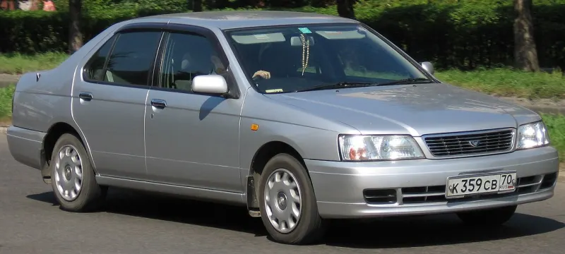 Nissan Bluebird U14 (1996–2001)