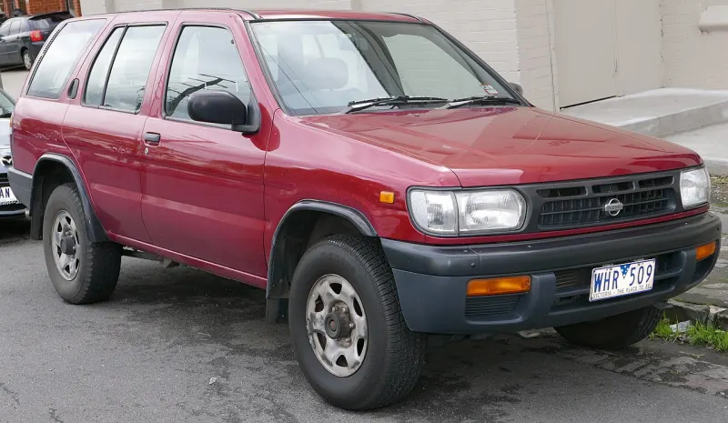 Nissan Pathfinder Second generation (1995–2004)