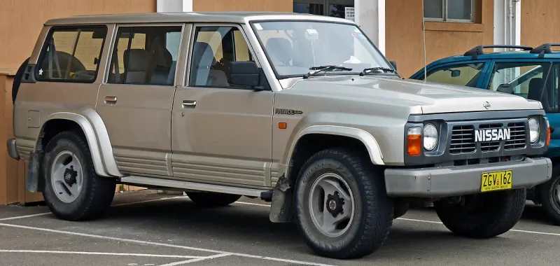Nissan Patrol Fourth generation (1987–1997)