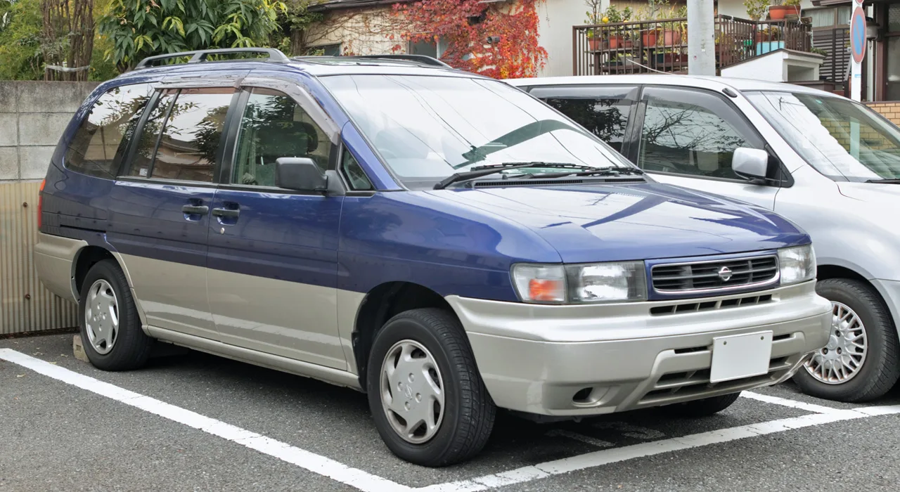 Nissan Prairie (1982–2004)