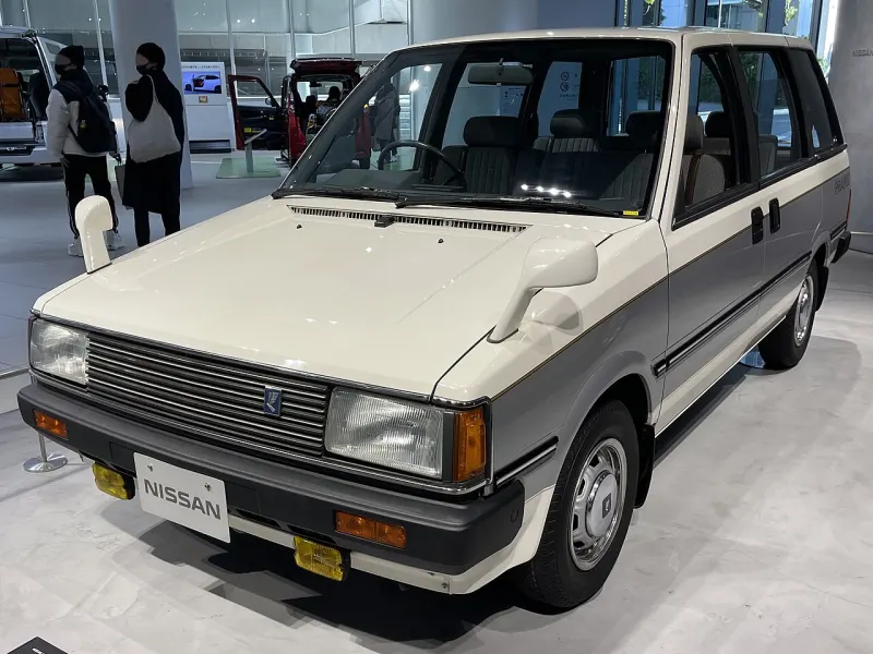 Nissan Prairie First generation (M10) (1982–1988)