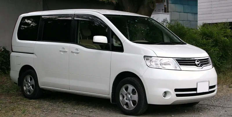Nissan Serena Third generation (2005–2010)