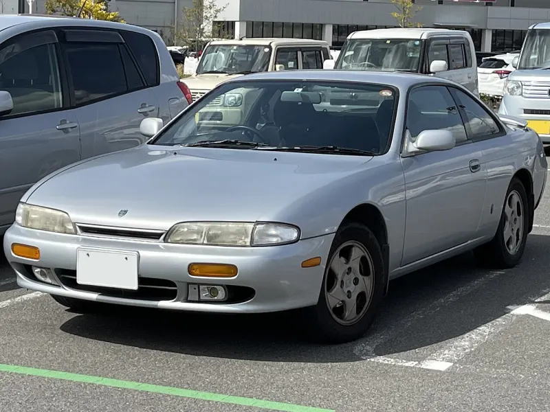 Nissan Silvia S14 (1993–1998)
