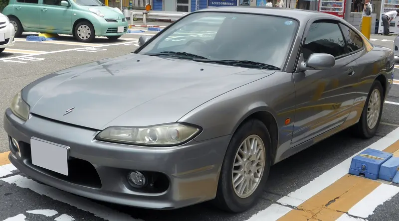 Nissan Silvia S15 (1999–2002)