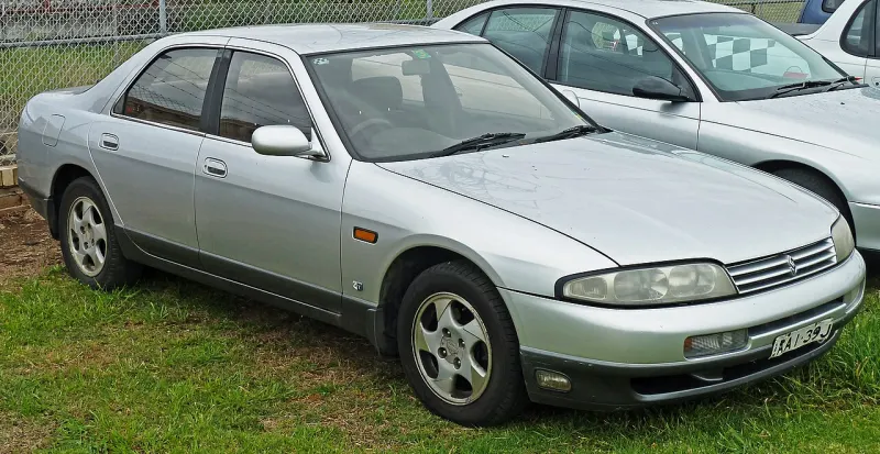 Nissan Skyline Ninth generation (1993–1998)