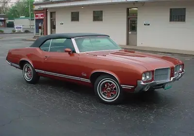 Oldsmobile Cutlass