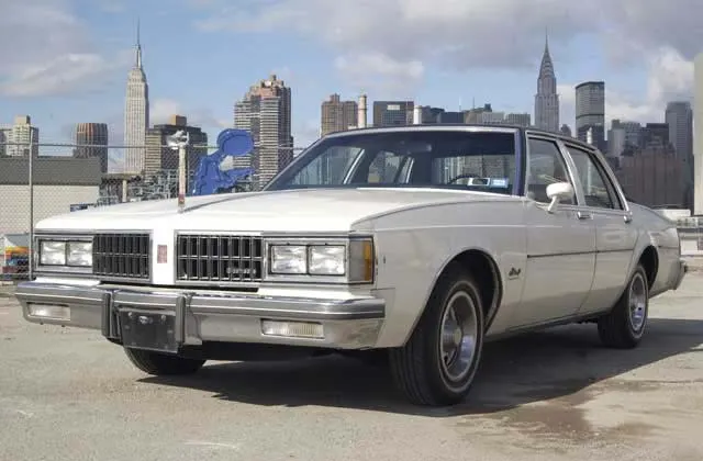 Oldsmobile Delta 88 Eighth generation (1977–1985)
