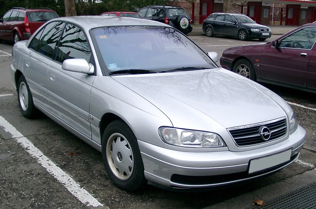 Opel Omega (1986–2003)