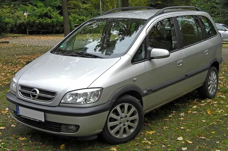 Opel Zafira Zafira (1999–2005)