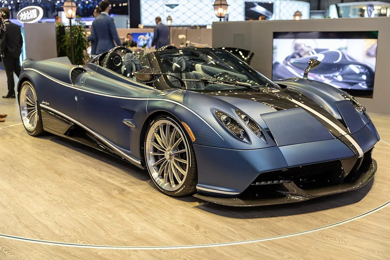 Pagani Huayra — Pagani Huayra (2011–2018)