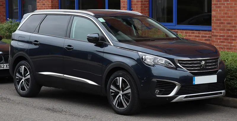Peugeot 5008 Second generation (2017–2024)