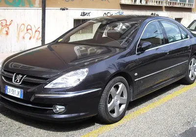 Peugeot 607